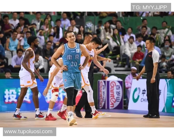 篮球团队协作实力评比南京篮球队荣膺第十名展现卓越团队精神